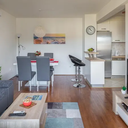 Michelle Apartment