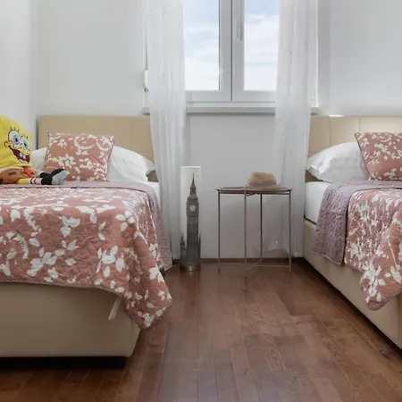Sea View Apartment Michelle Near Nugal Beach Makarska