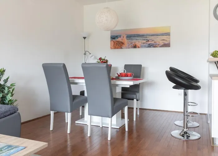 Michelle Apartment *